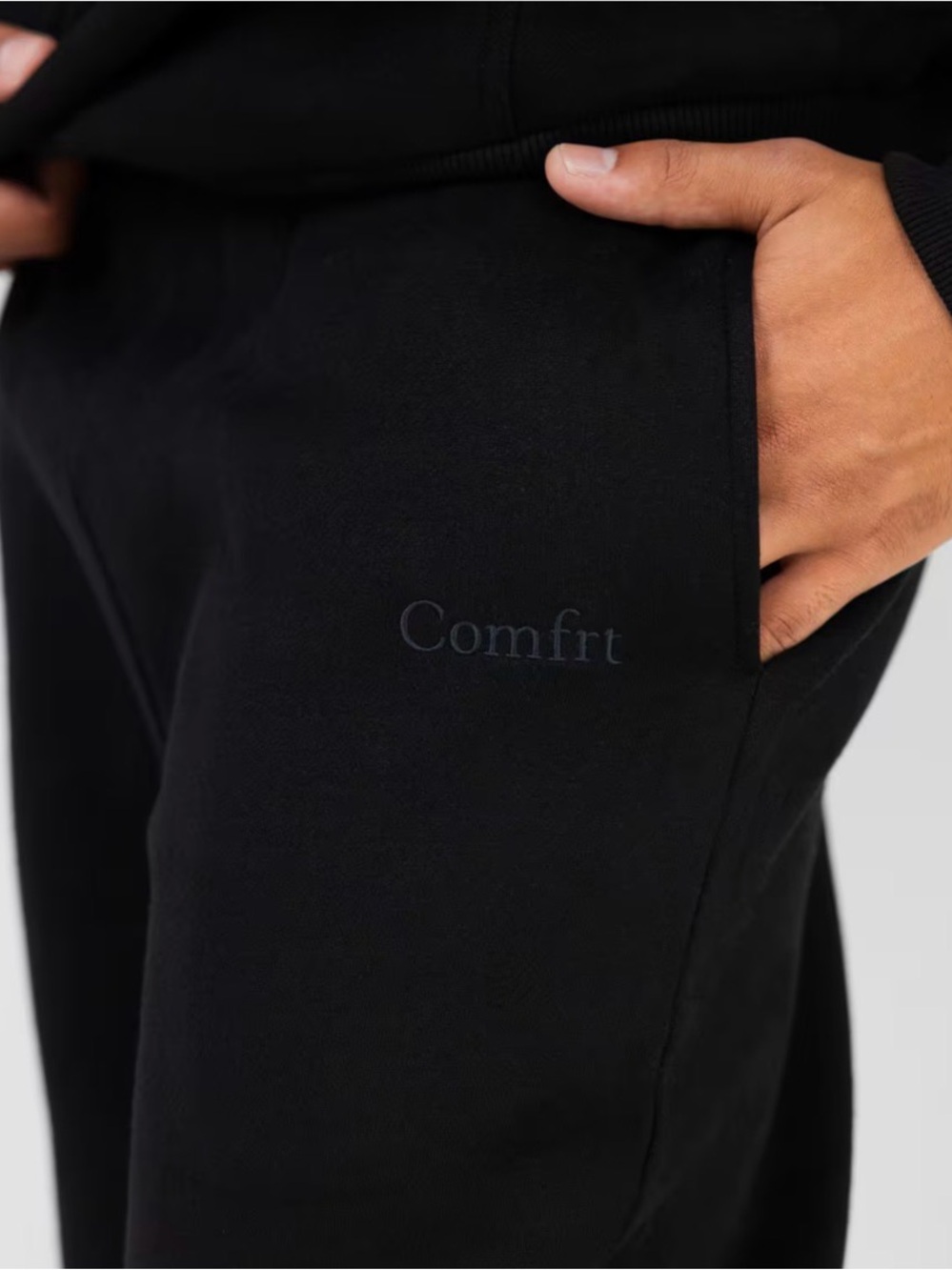 Men's Black Wide-Leg Sweatpants Signature Straight Leg Sweatpants
Onyx Black / S - Picture 2 of 2